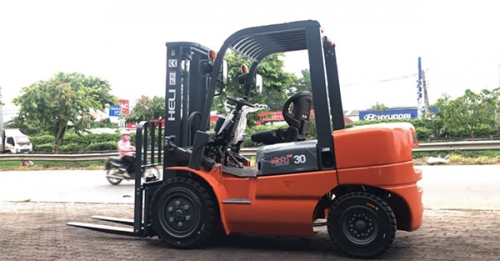 Cho thuê xe nâng dầu tại Ninh Bình