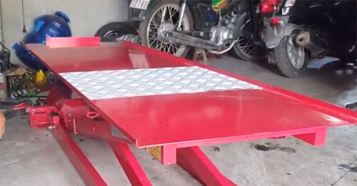 Cho thuê bàn nâng xe máy tại Ninh Bình