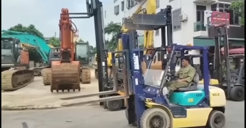 Cho thuê xe nâng nhật bãi tại Ninh Bình