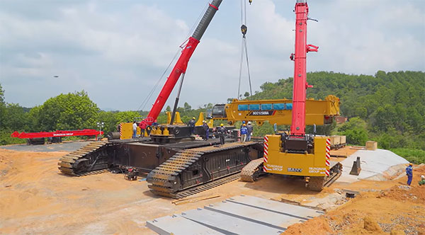 Thuê cẩu 800 tấn tại Ninh Bình