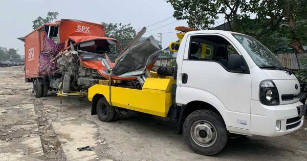 Xe cứu hộ tại Ninh Bình