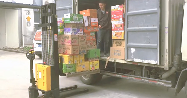 Xe nâng bán tự động tại Ninh Bình