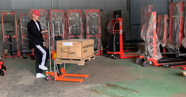 Xe nâng mini tại Ninh Bình