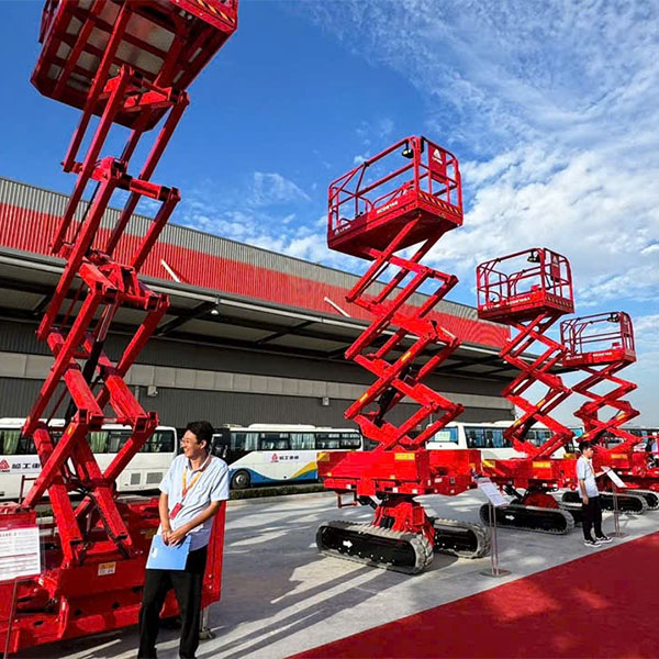 Xe nâng người S1413-2