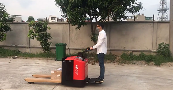 Xe nâng tay điện tại Ninh Bình